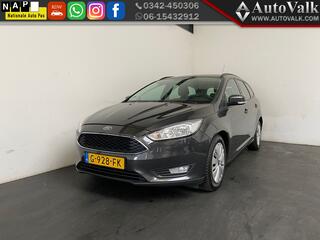 ford-focus-wagon-1.0-titanium