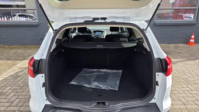 Ford FOCUS Wagon 1.0 Business | PDC | WINTERPAKKET | NAVIGATIE | LED | 1e EIGENAAR | DEALER ONDERHOUDEN
