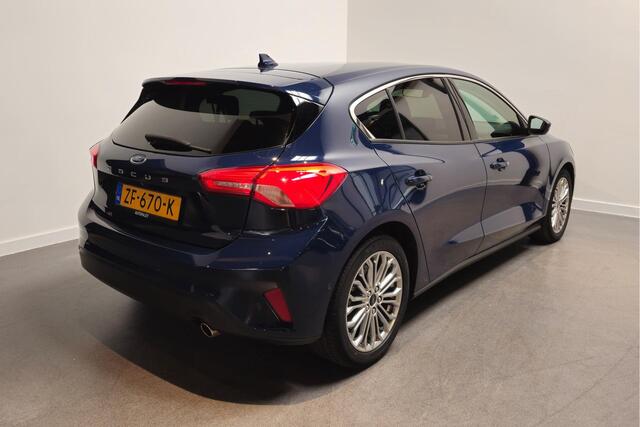 Ford FOCUS 1.0 EcoBoost Titanium Business - Automaat - Stoel/Stuurverwarming - Adaptive cruisecontrol - Apple Carplay/Android Auto - Head-up display