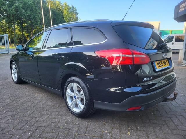 Ford FOCUS Wagon 1.5 Titanium Edition Eerste eigenaar Automatische airco Stoelver