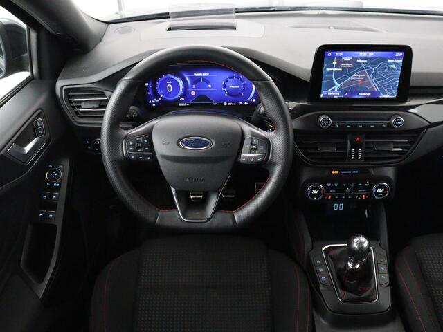 Ford FOCUS 1.0 EcoBoost Hybrid ST Line X | Head-Up | Stoelverwarming | Adaptive cruise | Camera | Carplay | B&O Sound | Side Assist | Stuurverwarming | Full LED | Navigatie | Keyless | Digital Cockpit