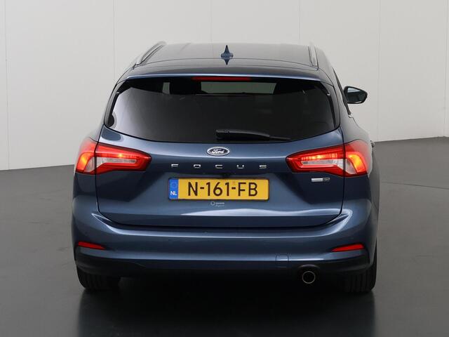 Ford FOCUS Wagon 1.0 EcoBoost Hybrid Titanium X Business | AGR Stoelen | Winterpack | Cruise Control Adaptief | B&O | Parkeercamera | Dodehoekdetectie |