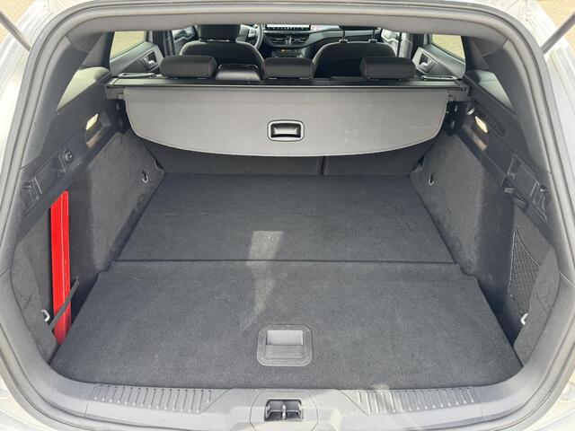 Ford FOCUS Wagon 1.0 EcoBoost Hybrid ST Line 125pk | Winter Pack | BLIS | Adaptieve Cruise Control | Achteruitrijcamera | 17 Inch Velgen | SYNC 4