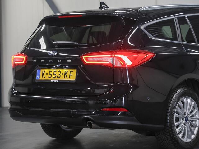 Ford FOCUS Wagon 120PK Titanium X | AppleCarplay/Android Auto | Winterpack | B&O Sound | Dodehoekdetectie | Camera | Electrische klep | Navigatie | Cruise Control | Parkeersensoren | Privacy Glass | Isofix |