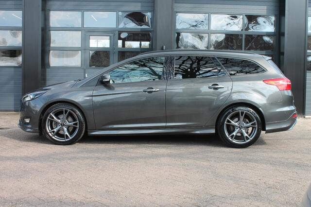 Ford FOCUS 1.5 ST-LINE **NL-Auto** 150pk