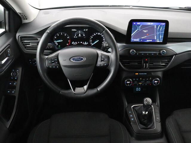 Ford FOCUS 1.0 EcoBoost Hybrid Active | Stoelverwarming | Trekhaak | Camera | Stuurverwarming | Carplay | Keyless | Full LED | Navigatie | Parkeerhulp | Climate control | Cruise control