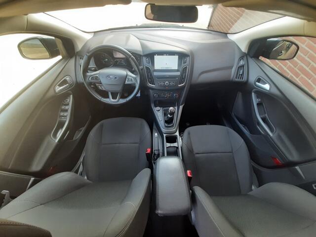 Ford FOCUS 1.0 125pk Airco Navigatie Bluetooth