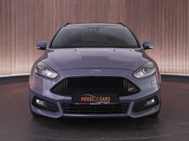 Ford FOCUS Wagon ST-3 2.0 PERFORMANCE PACK |Sony|Apple Carplay|blind spot|cruise control|parkeer camera|bi-xenon|19" Performance wielen|