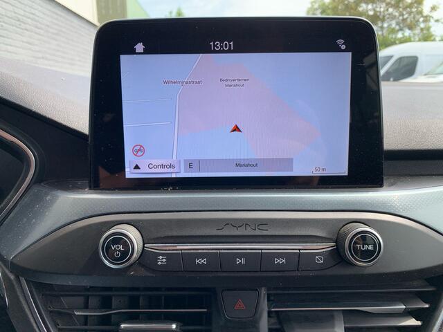 Ford FOCUS Wagon 1.5T 150PK Automaat ** Ex Bpm Export ** ACTIVE Apple Carplay Android Auto Trekhaak Stoel-Stuurverwarming Navi Climate Control Cruise Control incl. ASLD Led Lmv 18" Licht-regensensor Keyless Wifi PDC Voorruitverwarming 1e Eigenaar EURO 6