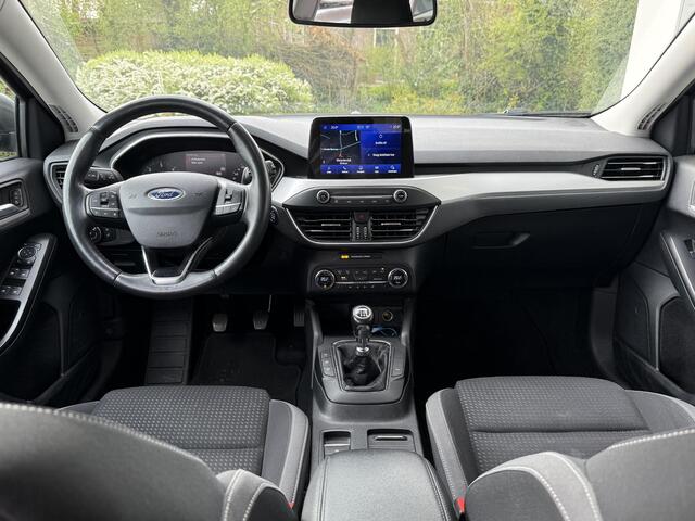 Ford FOCUS Wagon 1.5 EcoBlue ST Line Business | Climate & Cruise Control | Navigatie | Stoelverwarming | Parkeersensoren voor + achter |