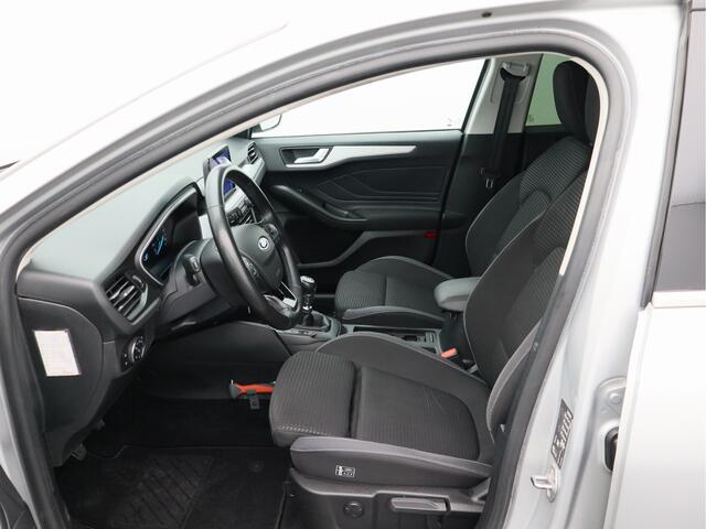 Ford FOCUS Wagon 1.0 EcoBoost Hybrid Trend Edition Business/ trekhaak!