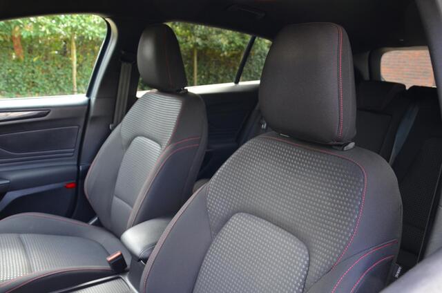 Ford FOCUS Wagon 1.0 EcoBoost Hybrid ST Line X Business Navi/Pdc/Ecc/Led/Achteruitrijcamera/Cr-Controle/Privacy-Glass/Lmv/Apple Carplay/Android Auto/Afneembare Trekhaak