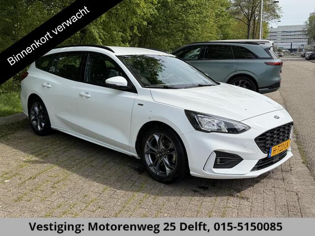 Ford FOCUS Wagon 1.0 EcoBoost ST Line Business . KEYLESS ENTRY & START . PARKEERSENSOREN . NAVIGATIE .