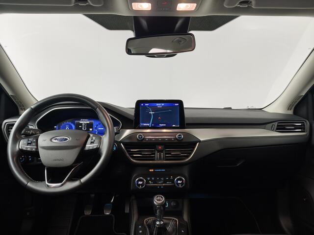 Ford FOCUS Wagon 1.0 EcoBoost Hybrid Titanium X Business | Camera | Navigatie | El achterklep |