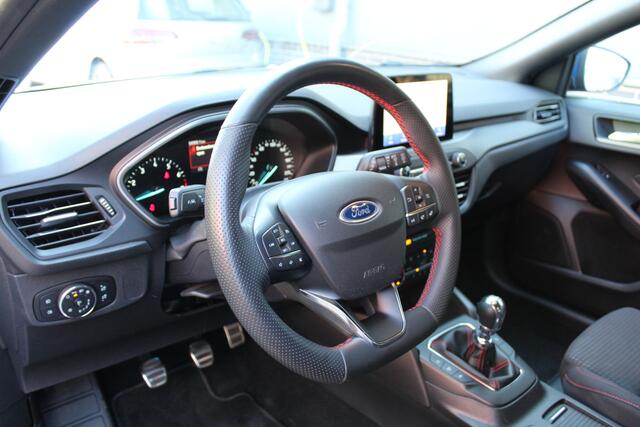 Ford FOCUS Wagon 1.0 124Pk EcoBoost Hybrid ST Line | Winterpack | Camera