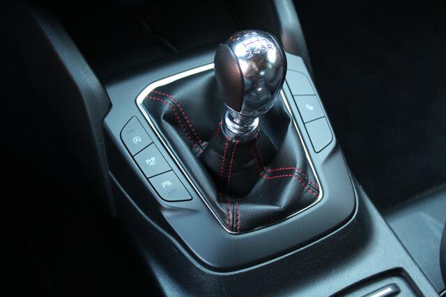 Ford FOCUS Wagon 1.0 124Pk EcoBoost Hybrid ST Line | Winterpack | Camera