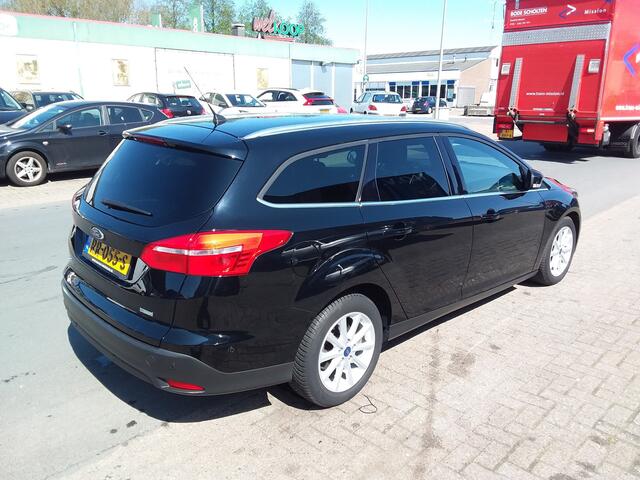 Ford FOCUS Wagon 1.0 Titanium