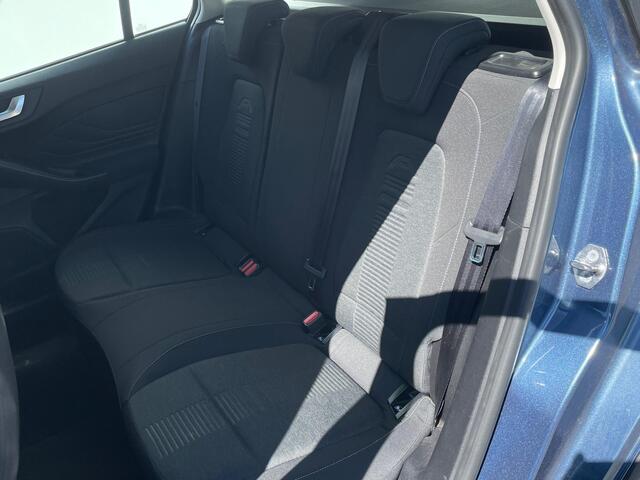 Ford FOCUS Wagon EcoBoost Active Business | Winter Pack | Parkeersensoren v + a | 100% dealeronderhouden | Cruise Control |