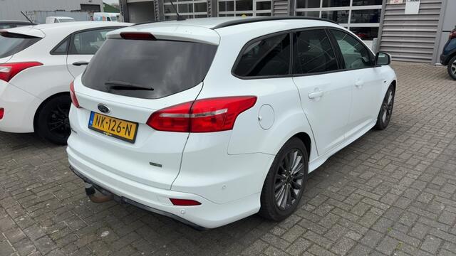 Ford FOCUS Wagon 1.0 ST-Line