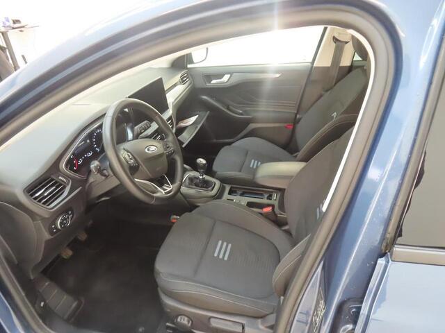 Ford FOCUS 1.0 EcoBoost Hybrid Active Sync-4 Navi Full LED Privacy Glass Wagon Dealeronderhouden