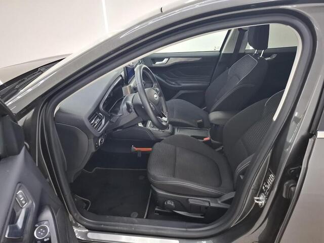 Ford FOCUS EcoBoost Hybrid Titanium X Navi Trekhaak Camera Winter pack Adap Cruise El.Klep Wagon