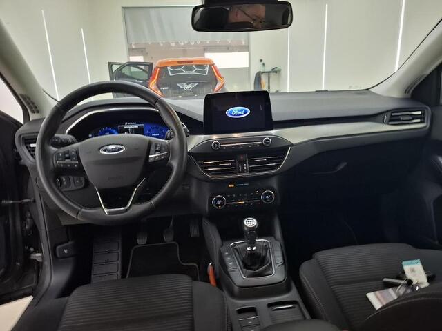 Ford FOCUS EcoBoost Hybrid Titanium X Navi Trekhaak Camera Winter pack Adap Cruise El.Klep Wagon