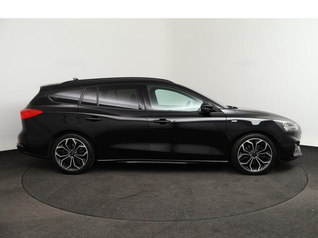 Ford FOCUS Wagon 1.0 EcoB. ST Line | Automaat o LED o Camera o Keyless o 18 inch