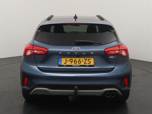 Ford FOCUS EcoBoost Hybrid 125pk Active | Trekhaak | Camera | Winterpack | Cruise | All-season banden | Apple carplay/ Android auto |