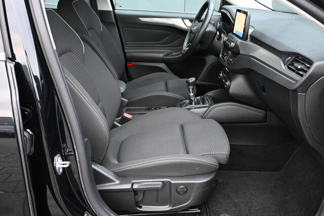 Ford FOCUS Wagon 1.0 EcoBoost Titanium Business trekhaak