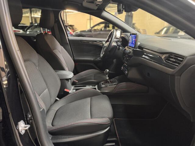 Ford FOCUS 155pk ST Line-X B&O Navi Camera Winter Parking Dodehoek pack HUD 18" LM Privacy Glass 5d Dealeronderhouden