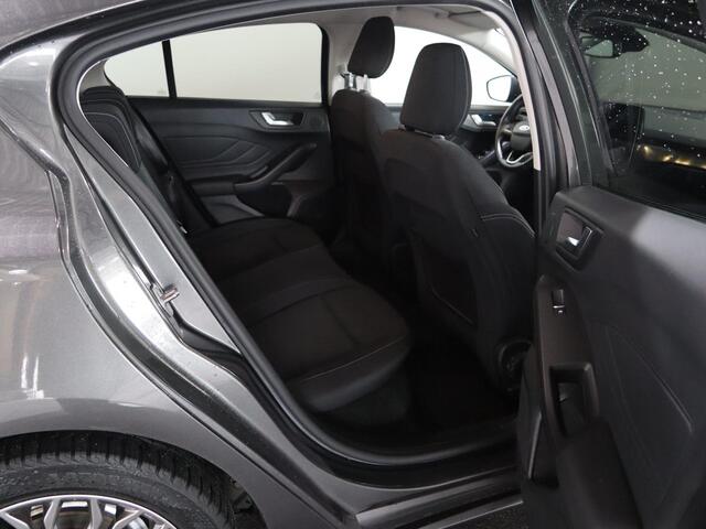 Ford FOCUS 1.0 EcoBoost Titanium Business | Winterpakket | Full Led Koplampen | B&O | Cruise Control Adaptief | Parkeercamera |