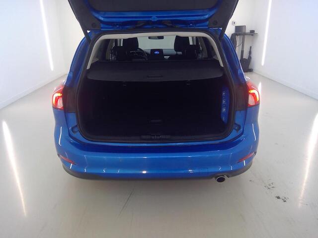 Ford FOCUS 125pk Titanium X Navi Camera Winter Parking Dodehoek pack Adap Cruise El. Klep Wagon Dealeronderhouden