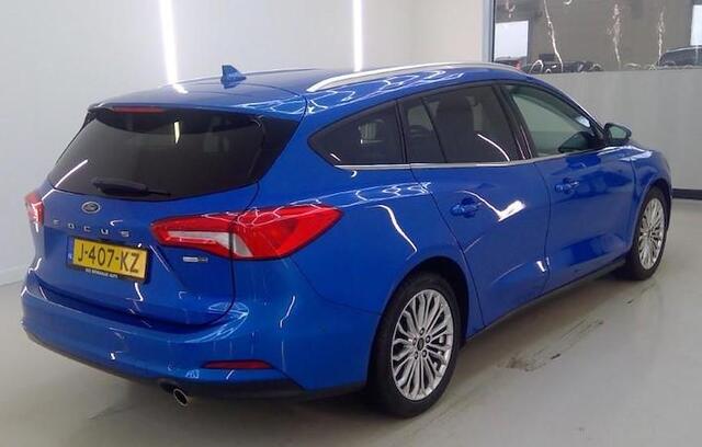 Ford FOCUS 125pk Titanium X Navi Camera Winter Parking Dodehoek pack Adap Cruise El. Klep Wagon Dealeronderhouden