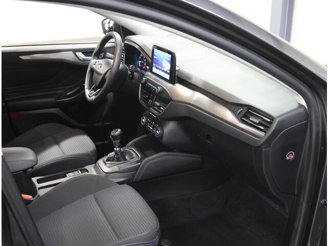 Ford FOCUS Wagon 125PK Titanium | 1ste eigenaar | AppleCarPlay/AndroidAuto | Winterpack | Stoel/Stuur/Voorruitverwarmd | Adaptief Cruise Control | Keyless | LED lampen | 17"LMV | Isofix | Privacy Glass | Parkeersensoren | Navigatie |