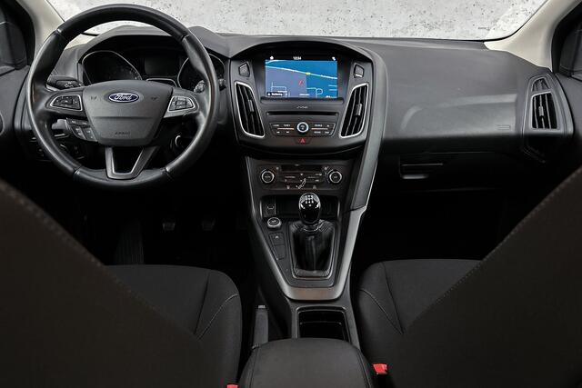 Ford FOCUS 1.0 Lease Edition | Apple Carplay | Navigatie | Cruise control | Lichtmetalen velgen