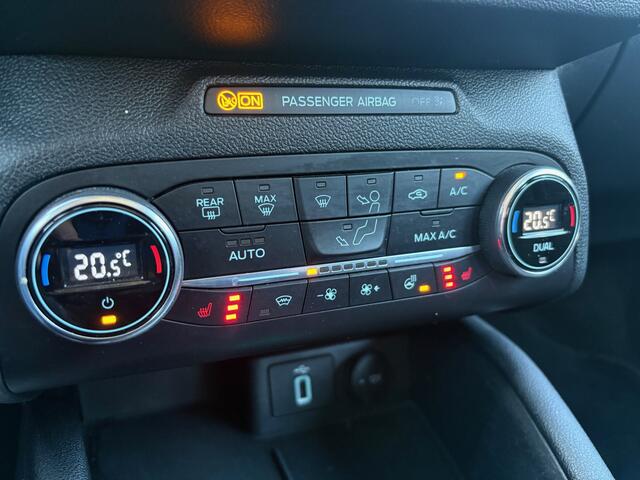 Ford FOCUS Wagon 1.0 EcoBoost Active Business Airco Cr-Control CarPlay Trekhaak