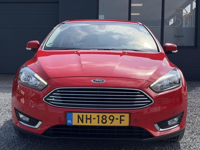 Ford FOCUS 1.0 Titanium Navi,125pk,Trekhaak,Dealer Onderhouden,Pdc V+A,6 Bak,N.A.P,Clima,Cruise,Nieuwe Apk bij Aflevering