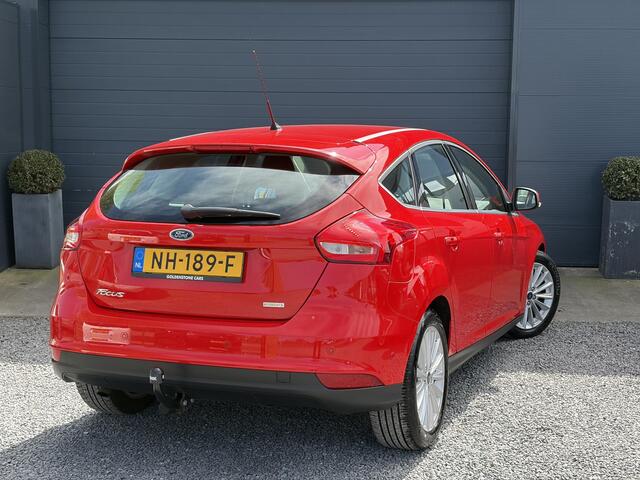 Ford FOCUS 1.0 Titanium Navi,125pk,Trekhaak,Dealer Onderhouden,Pdc V+A,6 Bak,N.A.P,Clima,Cruise,Nieuwe Apk bij Aflevering