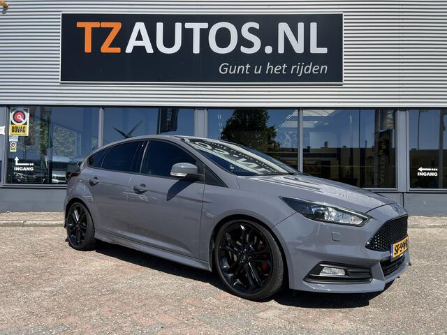 Ford FOCUS 2.0 TDCI ST-3 185pk/Recaro/Navi/Led