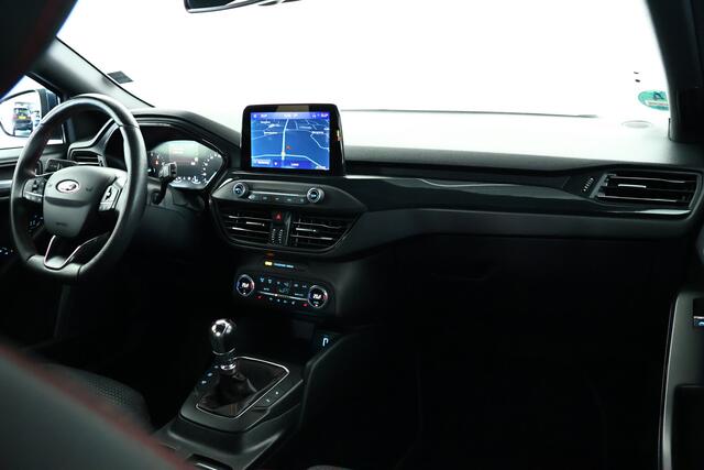 Ford FOCUS 1.0 EcoBoost ST Line / LED / Navi / CarPlay / Camera