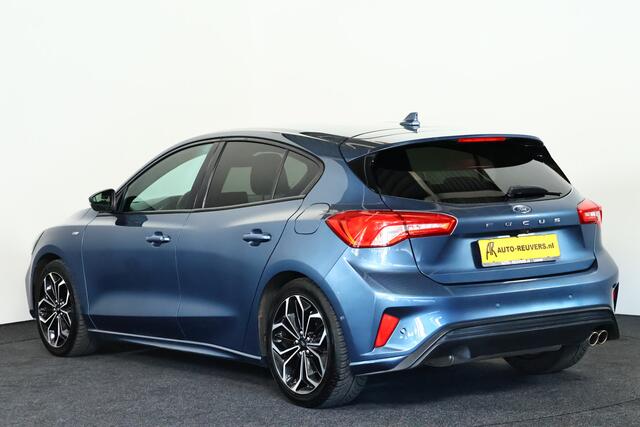 Ford FOCUS 1.0 EcoBoost ST Line / LED / Navi / CarPlay / Camera