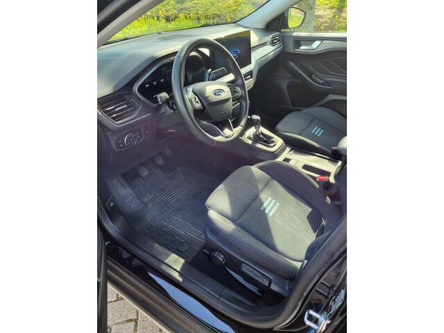 Ford FOCUS Wagon 1.0 EcoBoost Hybrid Active X 155pk | Winterpack | Driver Assistance Pack | Wegklapbare Trekhaak | Elek. Achterklep