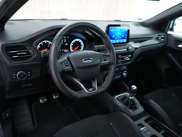 Ford FOCUS ST-3 2.3 280pk |19" TEC wielen|H&R verlagingsveren|panoramdak|head-up|B&O|blind spot|Apple Carplay|cruise control|winterpack|parkeercamera|