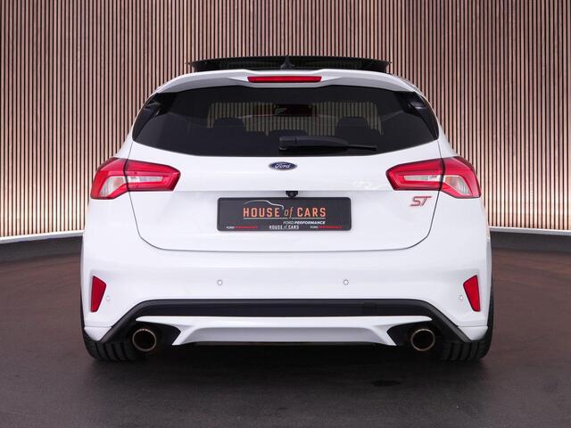 Ford FOCUS ST-3 2.3 280pk |19" TEC wielen|H&R verlagingsveren|panoramdak|head-up|B&O|blind spot|Apple Carplay|cruise control|winterpack|parkeercamera|