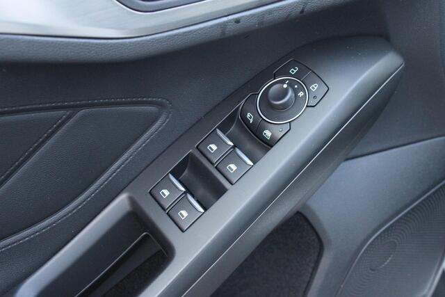 Ford FOCUS Wagon 1.0 EcoBoost Hybrid Titanium Style 155pk Camera/Navi/Apple/Android