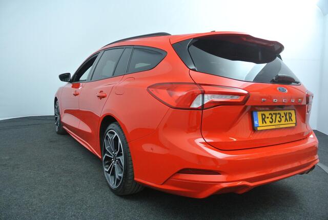 Ford FOCUS Wagon 1.5 150pk EcoBoost ST Line Business | Panoramadak | B&O Audio | Head-Up | Winterpack |