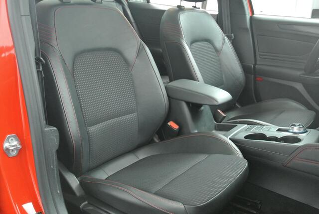 Ford FOCUS Wagon 1.5 150pk EcoBoost ST Line Business | Panoramadak | B&O Audio | Head-Up | Winterpack |