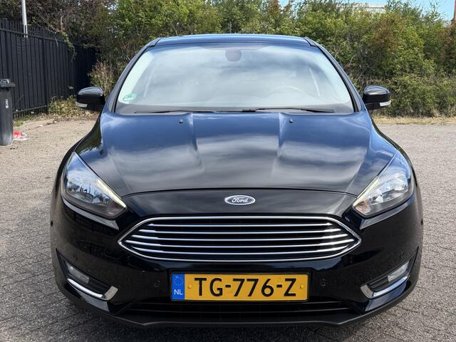 Ford FOCUS 1.0 Titanium Clima/Cruise/PDC/Navi