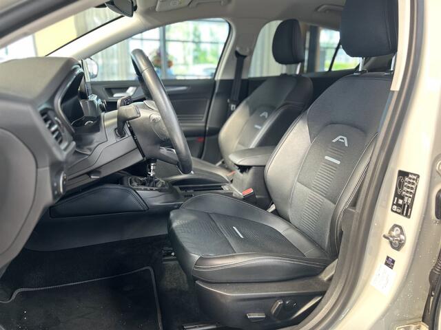 Ford FOCUS EcoBoost 125 pk Active | Trekhaak | Winter Pack | B&O | Camera | Half leer | Full LED | Adapt. cruise