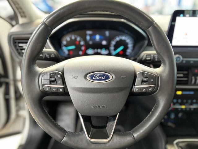 Ford FOCUS EcoBoost 125 pk Active | Trekhaak | Winter Pack | B&O | Camera | Half leer | Full LED | Adapt. cruise